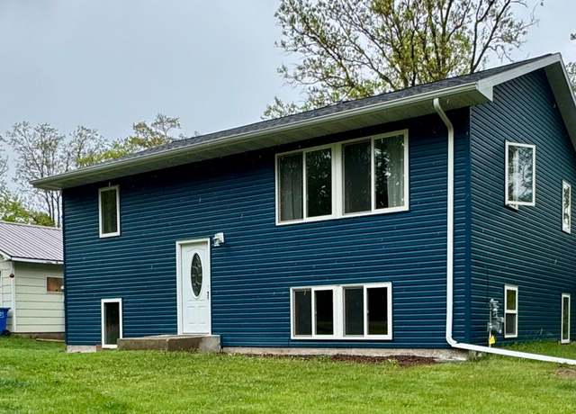 Property at 1123 Tyler Ave SE, Bemidji Twp, MN 56601, 4 beds, 2 baths