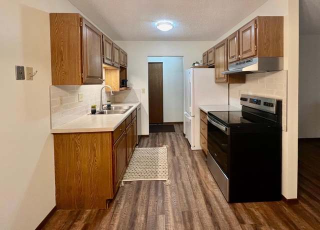 Property at 1828 Perlich Ave Unit 1C, Red Wing, MN 55066, 2 beds, 1 bath