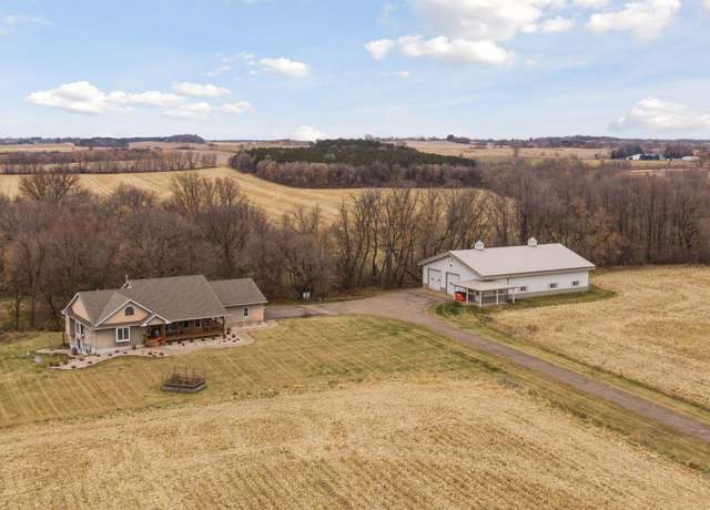 Property at 1390 County Road J, River Falls, WI 54022, 4 beds, 4 baths