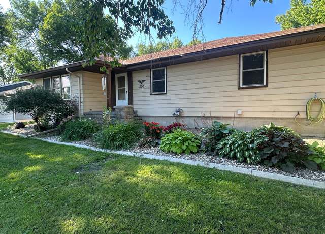 Property at 800 Frank St NW, Silver Lake, MN 55381, 3 beds, 1 bath