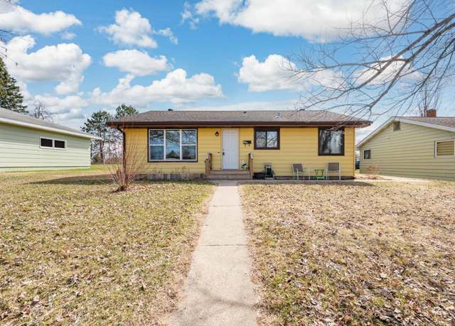 Property at 804 NE 7th Ave, Grand Rapids, MN 55744, 3 beds, 1 bath