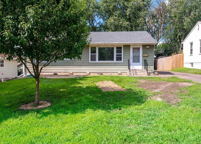 Property at 2355 Cowern Pl E, North Saint Paul, MN 55109, 3 beds, 1 bath