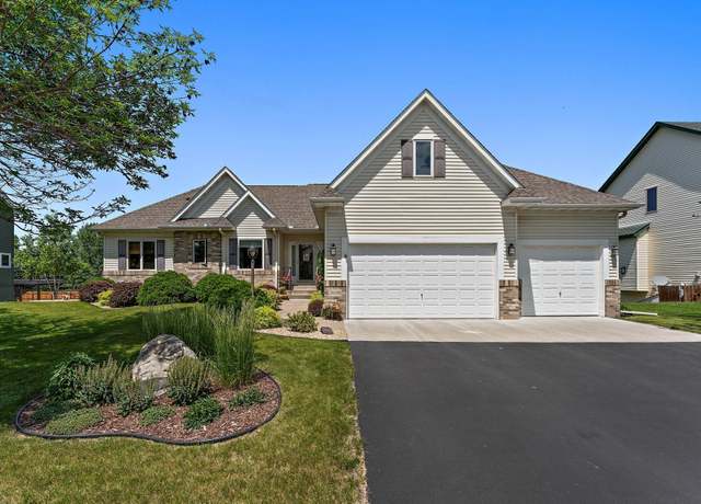 Property at 20190 Explorer Ct N, Forest Lake, MN 55025, 4 beds, 3 baths