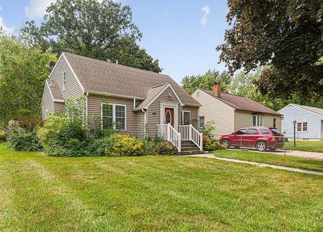 Property at 1332 Frank Hall Dr, Albert Lea, MN 56007, 3 beds, 2 baths