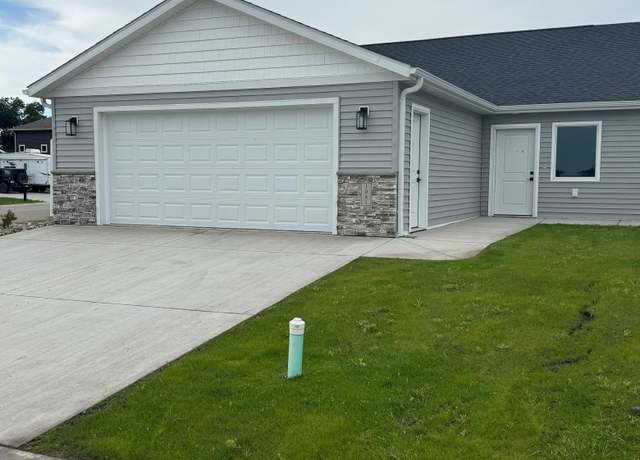 Property at 1041 Village Ln, Detroit Lakes, MN 56501, 2 beds, 2 baths