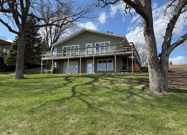 Property at 31804 Denwood Dr, Underwood, MN 56586, 3 beds, 2 baths