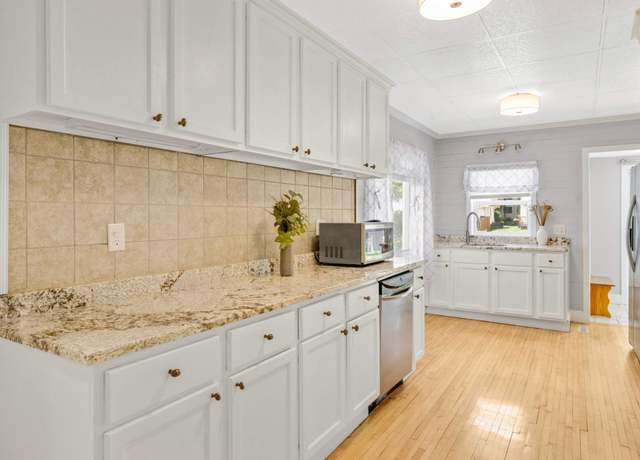 Property at 5116 45th Ave S, Minneapolis, MN 55417, 2 beds, 1 bath