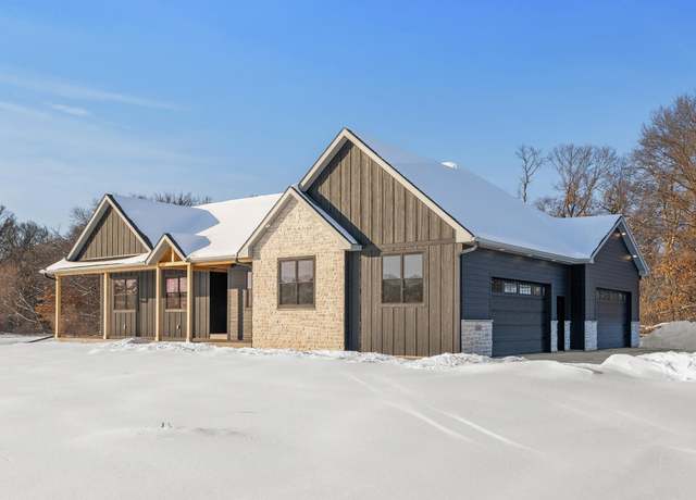 Property at 29500 131st St, Baldwin Twp, MN 55371, 4 beds, 3 baths