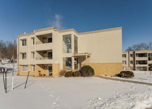 Property at 1923 Viking Dr NW #22, Rochester, MN 55901, 1 bed, 1 bath