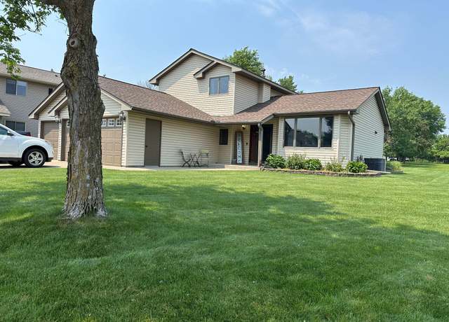 Property at 4619 Heather Way N, Oakdale, MN 55128, 3 beds, 2 baths