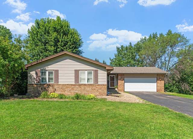 Property at 15020 Tyacke Dr, Burnsville, MN 55306, 4 beds, 2 baths