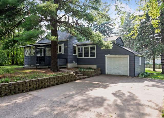 Property at 2271 Western Ave N, Roseville, MN 55113, 2 beds, 1 bath