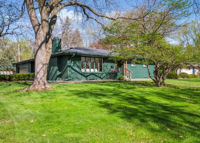 Property at 1901 Rhode Island Ave N, Golden Valley, MN 55427, 4 beds, 3 baths
