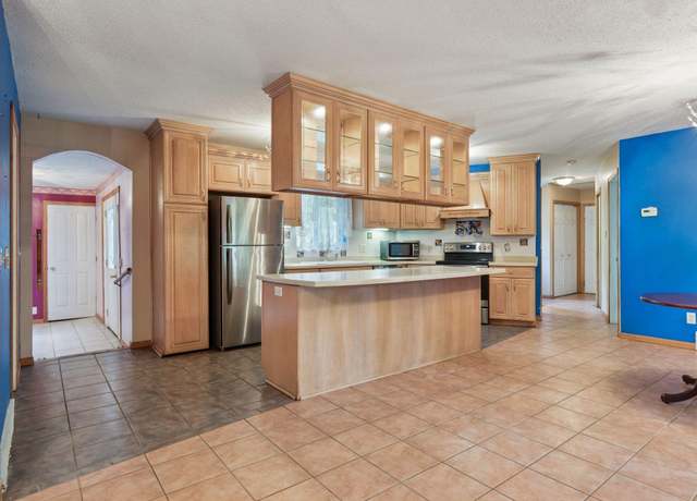 Property at 319 Wildwood Rd, Willernie, MN 55090, 3 beds, 2 baths