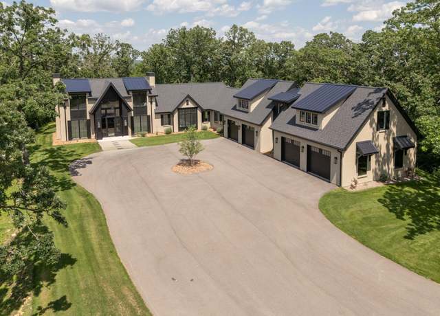Property at 6620 Buckthorn Dr NW, Rochester, MN 55901, 4 beds, 4 baths