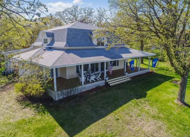 Property at 1007 Van Dyke Rd NW, Alexandria, MN 56308, 3 beds, 2 baths