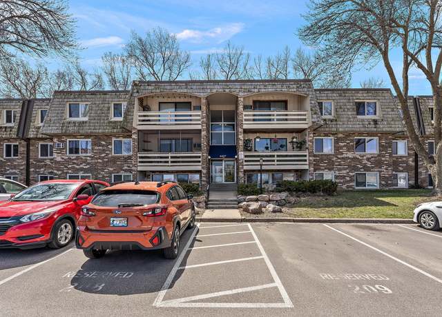Property at 4407 Wilshire Blvd #204, Mound, MN 55364, 1 bed, 1 bath