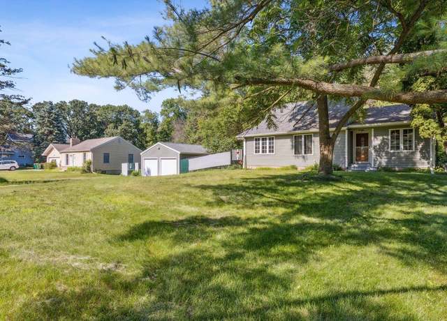 Property at 10010 Ibis St NW, Coon Rapids, MN 55433, 4 beds, 2 baths