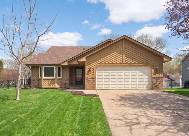 Property at 11730 Florida Ave N, Champlin, MN 55316, 3 beds, 2 baths