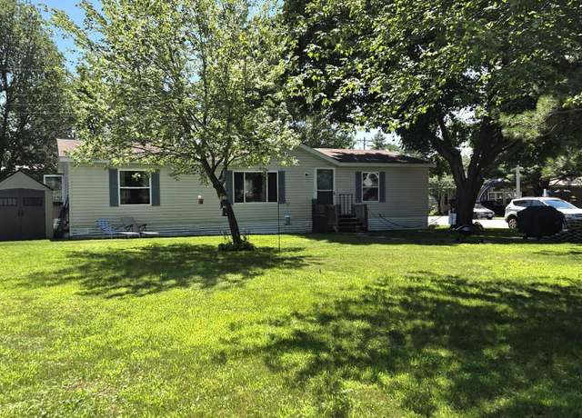 Property at 4002 Flamingo Dr NE, Ham Lake, MN 55304, 3 beds, 2 baths