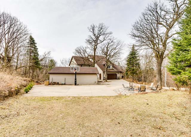 Property at 1390 96th St E Unit E, Inver Grove Heights, MN 55077, 5 beds, 5 baths