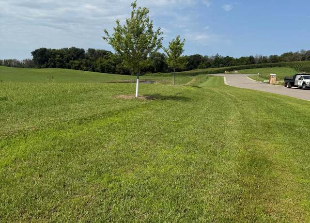 Property at 7913 207th St E, Credit River Twp, MN 55372