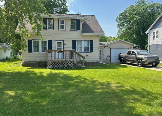 Property at 313 Roberts Ave NE, Warroad, MN 56763, 4 beds, 2 baths