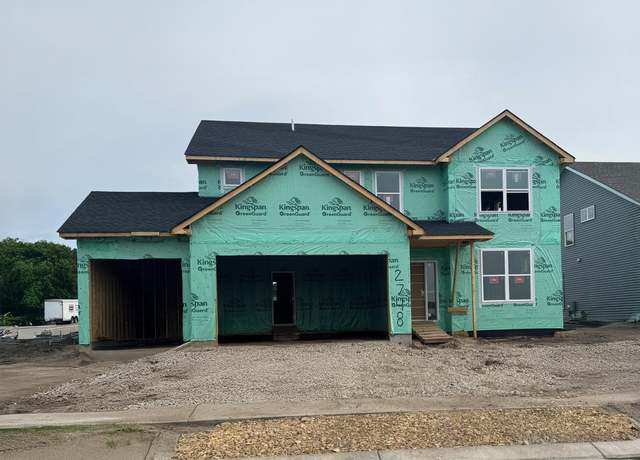 Property at 2748 Aspen Dr, Shakopee, MN 55379, 4 beds, 3 baths