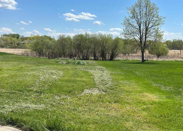 Property at 1712 Knottingham Dr, Sartell, MN 56377