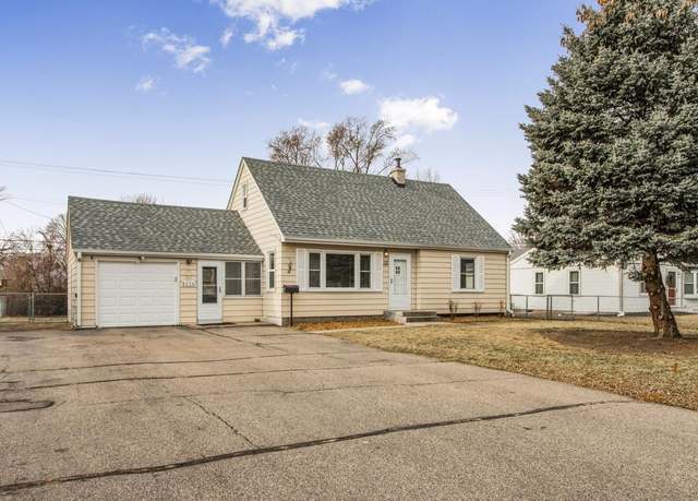 Property at 8234 1st Ave S, Bloomington, MN 55420, 3 beds, 1 bath