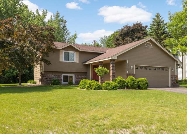 Property at 10380 163rd St W, Lakeville, MN 55044, 4 beds, 2 baths