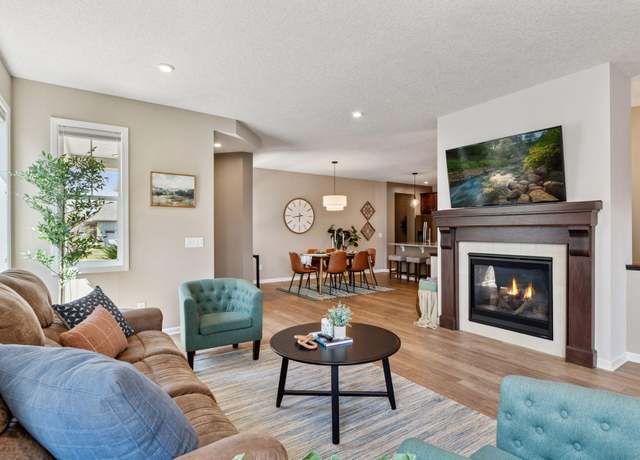 Property at 5053 Sunstream Ln, Woodbury, MN 55129, 3 beds, 3 baths