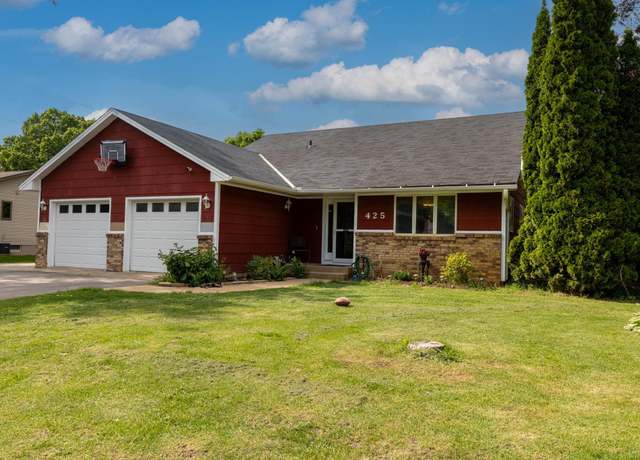 Property at 425 Diedrich Dr, Carver, MN 55315, 4 beds, 2 baths