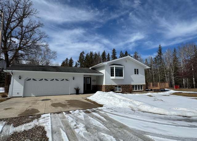 Property at 28145 440th Ave, Roseau, MN 56751, 3 beds, 2 baths