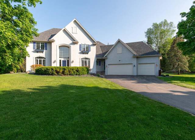 Property at 10127 Trotters Path, Eden Prairie, MN 55347, 6 beds, 4 baths