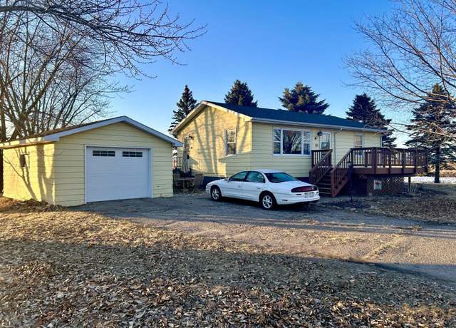 Property at 811 Lake Shore Dr, Battle Lake, MN 56515, 3 beds, 2 baths