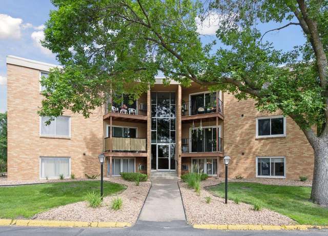 Property at 9143 Highway 55 #306, Golden Valley, MN 55427, 2 beds, 1 bath