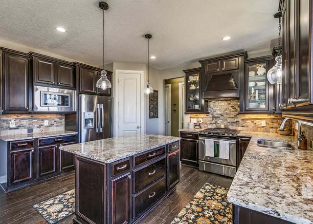 Property at 20098 Fern Glen Blvd N, Forest Lake, MN 55025, 5 beds, 4 baths