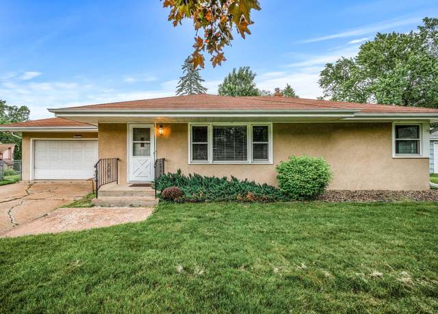 Property at 2874 Merrill St, Roseville, MN 55113, 3 beds, 2 baths
