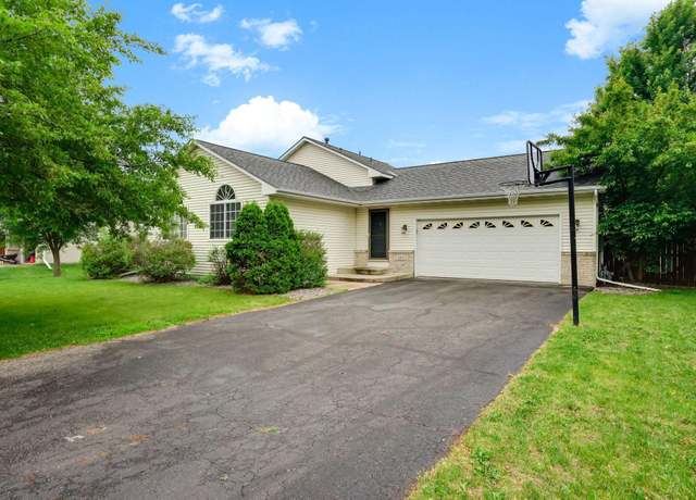 Property at 382 Tuttle Dr, Hastings, MN 55033, 4 beds, 3 baths
