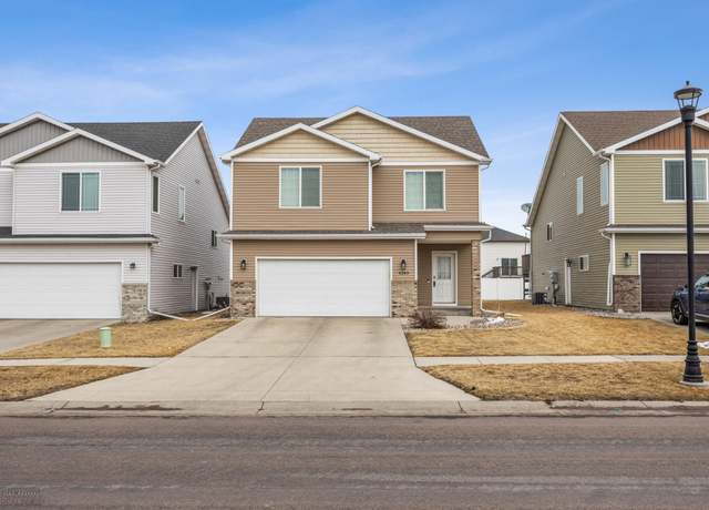Property at 6283 56th Ave S, Fargo, ND 58104, 3 beds, 3 baths