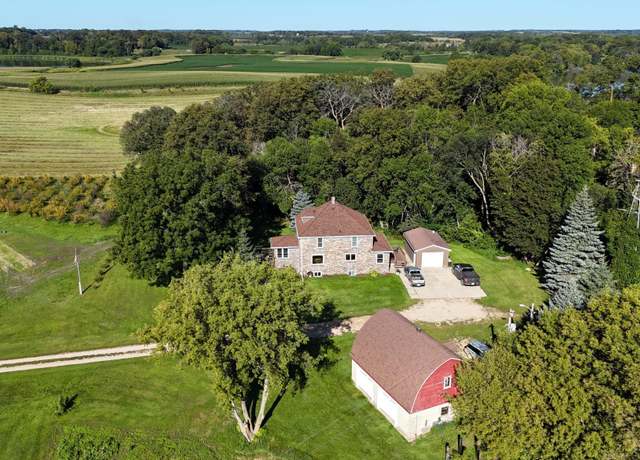 Property at 27483 260th St, Aurdal Twp, MN 56537, 4 beds, 3 baths