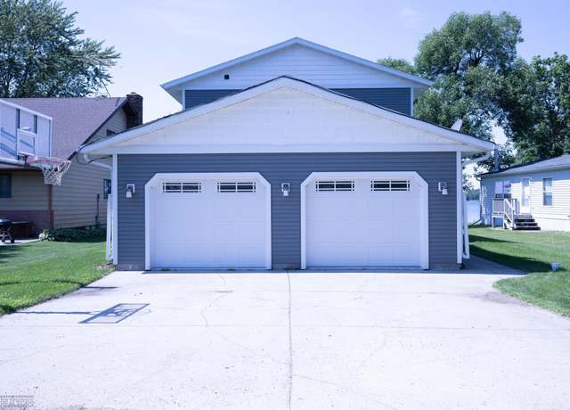 Property at 23455 Sunset Beach Trl, Dunn Twp, MN 56572, 5 beds, 3 baths
