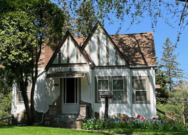 Property at 8616 Park Ave, Saint Bonifacius, MN 55375, 3 beds, 2 baths