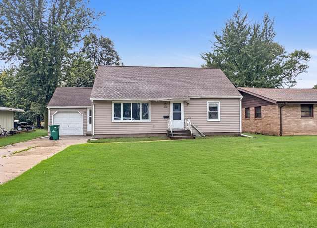 Property at 808 Boxelder Ave, Marshall, MN 56258, 3 beds, 2 baths