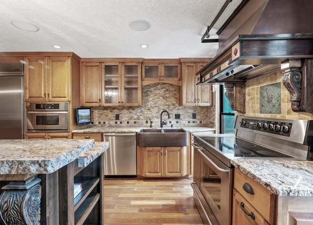 Property at 1801 Elliot Ave Unit 4 and 6, Minneapolis, MN 55404, 1 bed, 2 baths