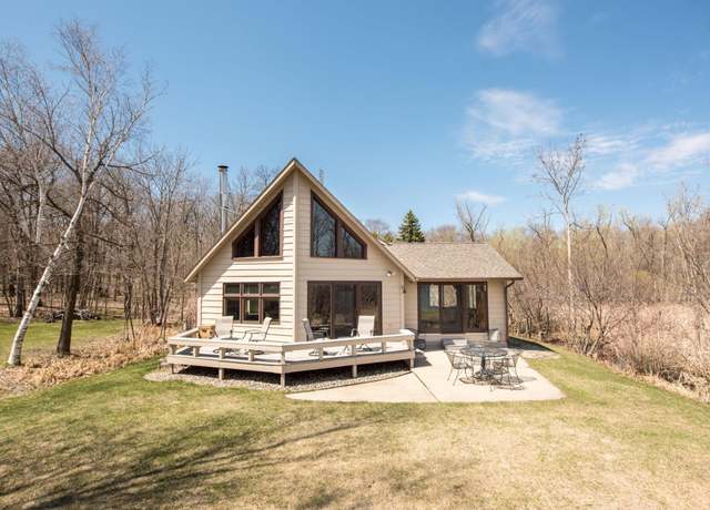Property at 1844 Mount Carmel Dr NE, Alexandria, MN 56308, 4 beds, 4 baths