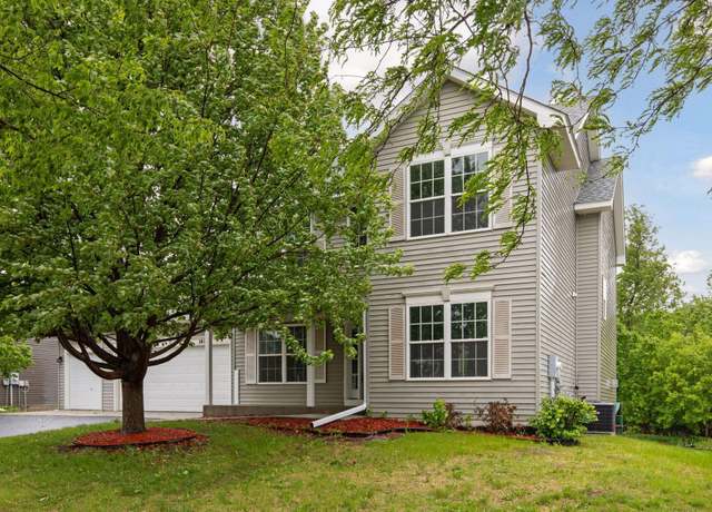 Property at 1418 Bluff St, Dundas, MN 55019, 4 beds, 3 baths