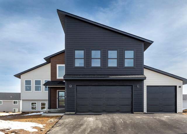 Property at 278 Eagle Ridge Dr, Roberts, WI 54023, 4 beds, 3 baths