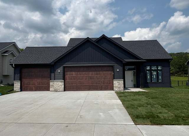 Property at 3641 18th St SE, Rochester, MN 55904, 3 beds, 3 baths